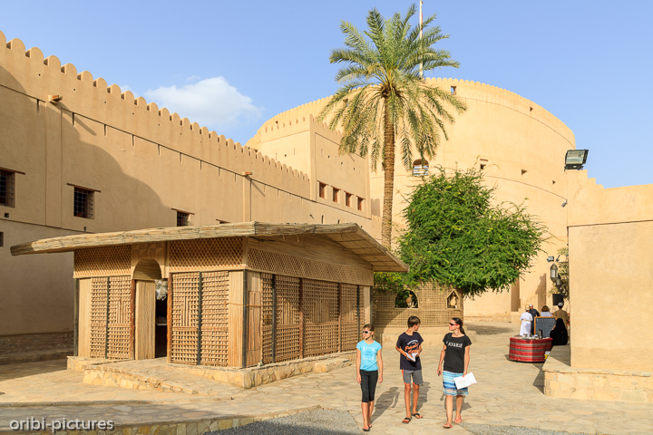 *Fort Nizwa*<br><br><br><br>