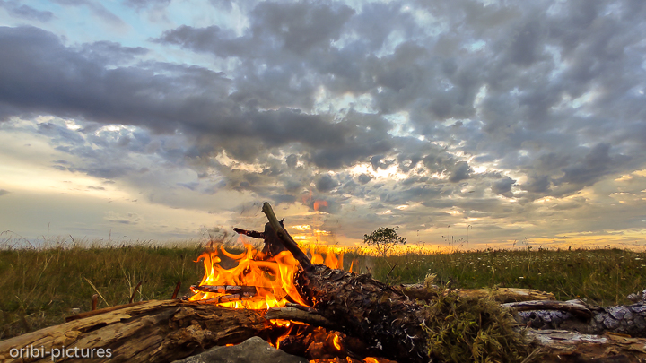 *Abendliches Feuer*<br><br><br><br>