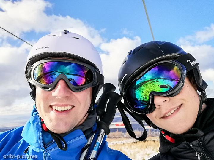 *Männer der Familie*<br><br>auf dem Skilift, Tatranska Lomnica<br><br>