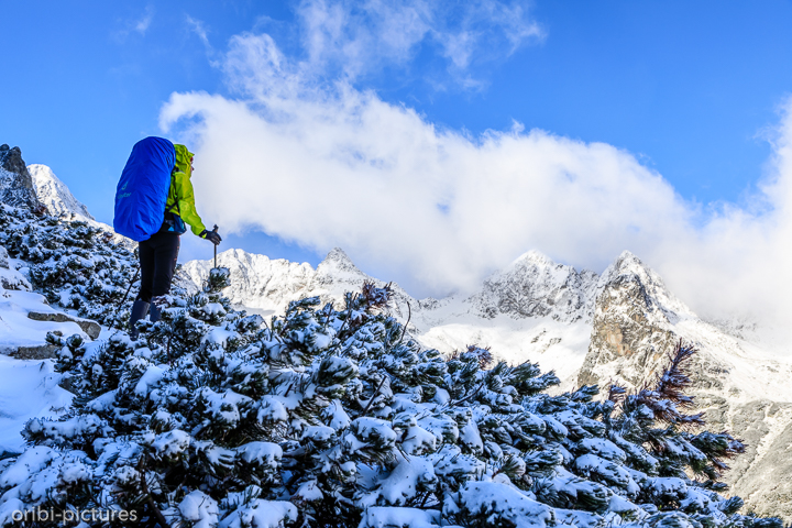 *So viel Schnee haben wir nicht erwartet*<br><br>Es ist Ende Oktober<br><br>