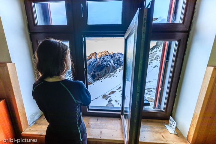 *Ausblick aus dem Warmen*<br><br>Gemeinschaftsunterkunft<br><br>